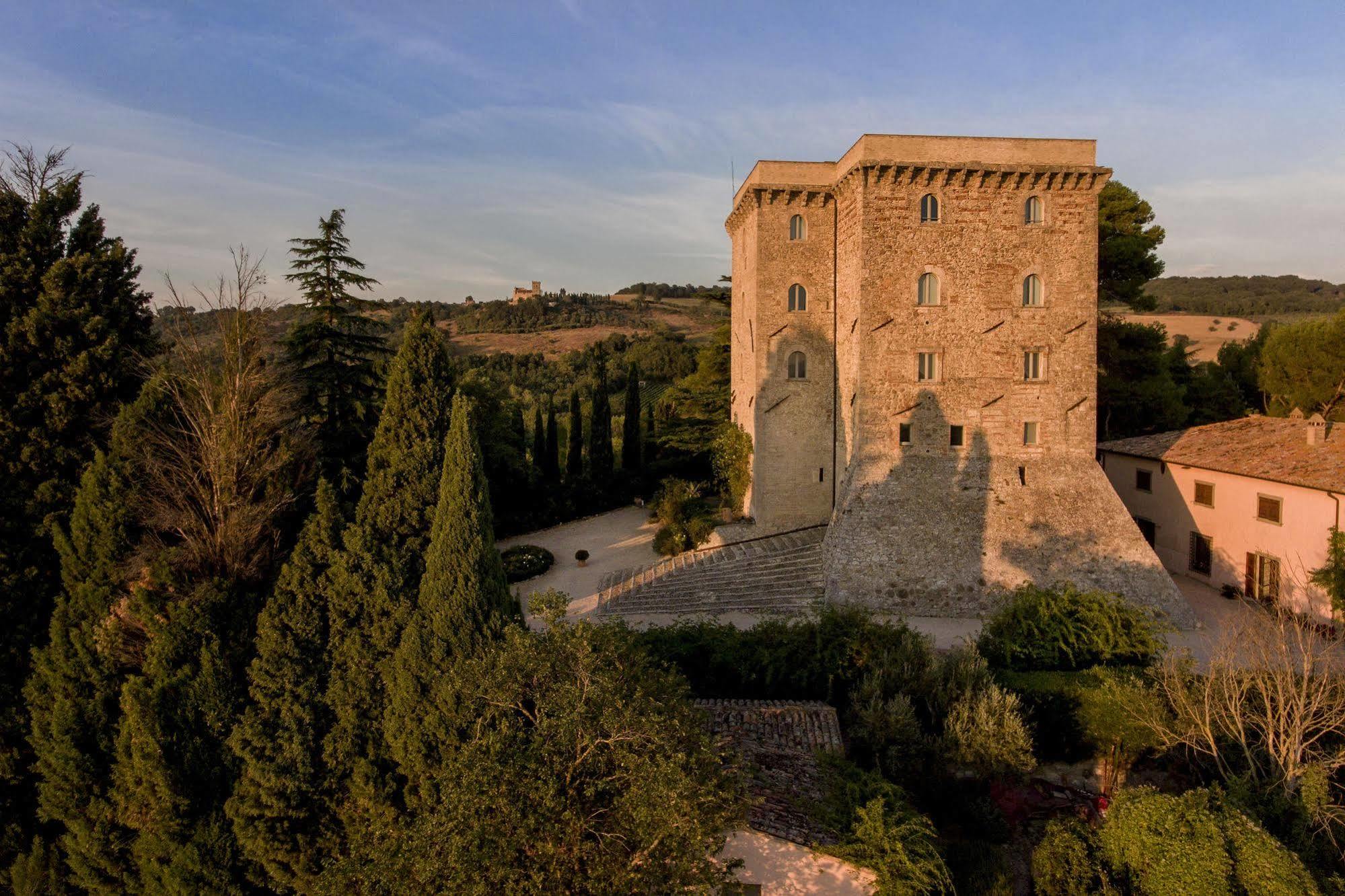 Torre Almonte Lejlighedshotel Todi Eksteriør billede