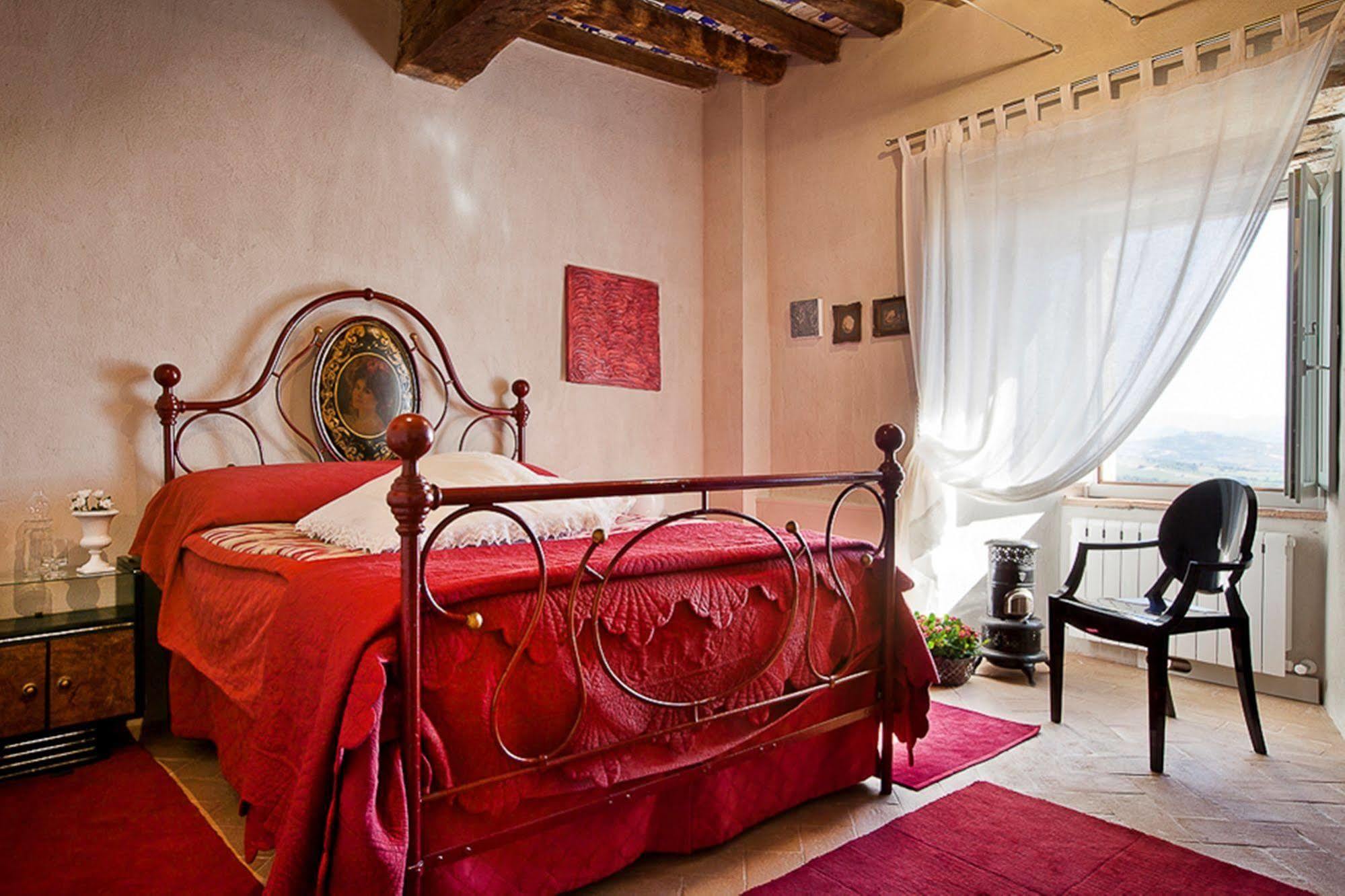 Torre Almonte Lejlighedshotel Todi Eksteriør billede