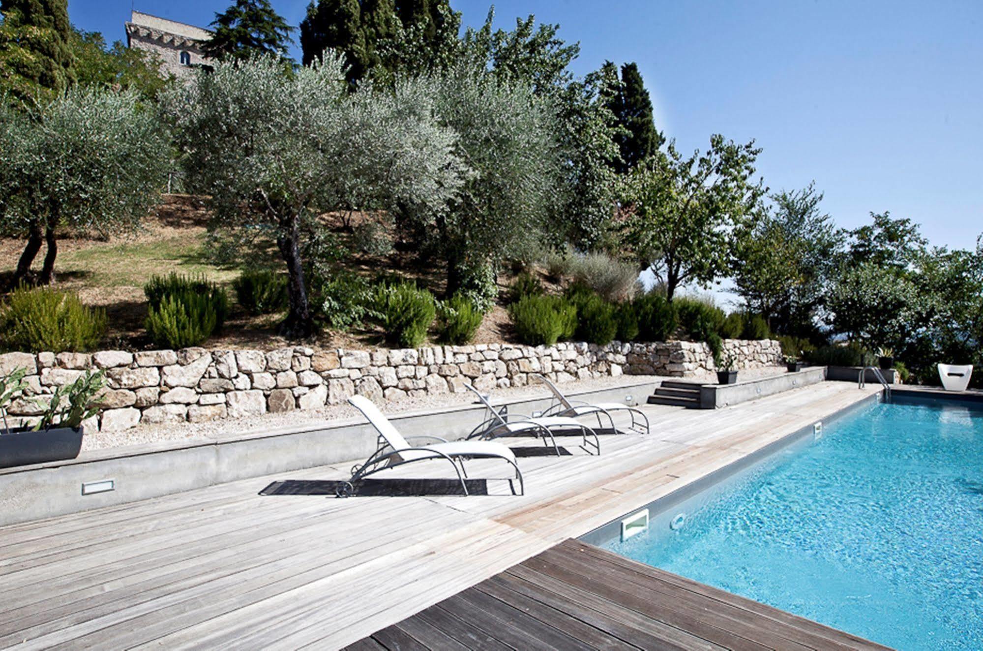 Torre Almonte Lejlighedshotel Todi Eksteriør billede